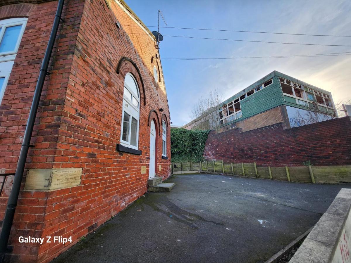 Entire Flat, Bright & Open With Own Entrance Apartamento Leeds  Exterior foto