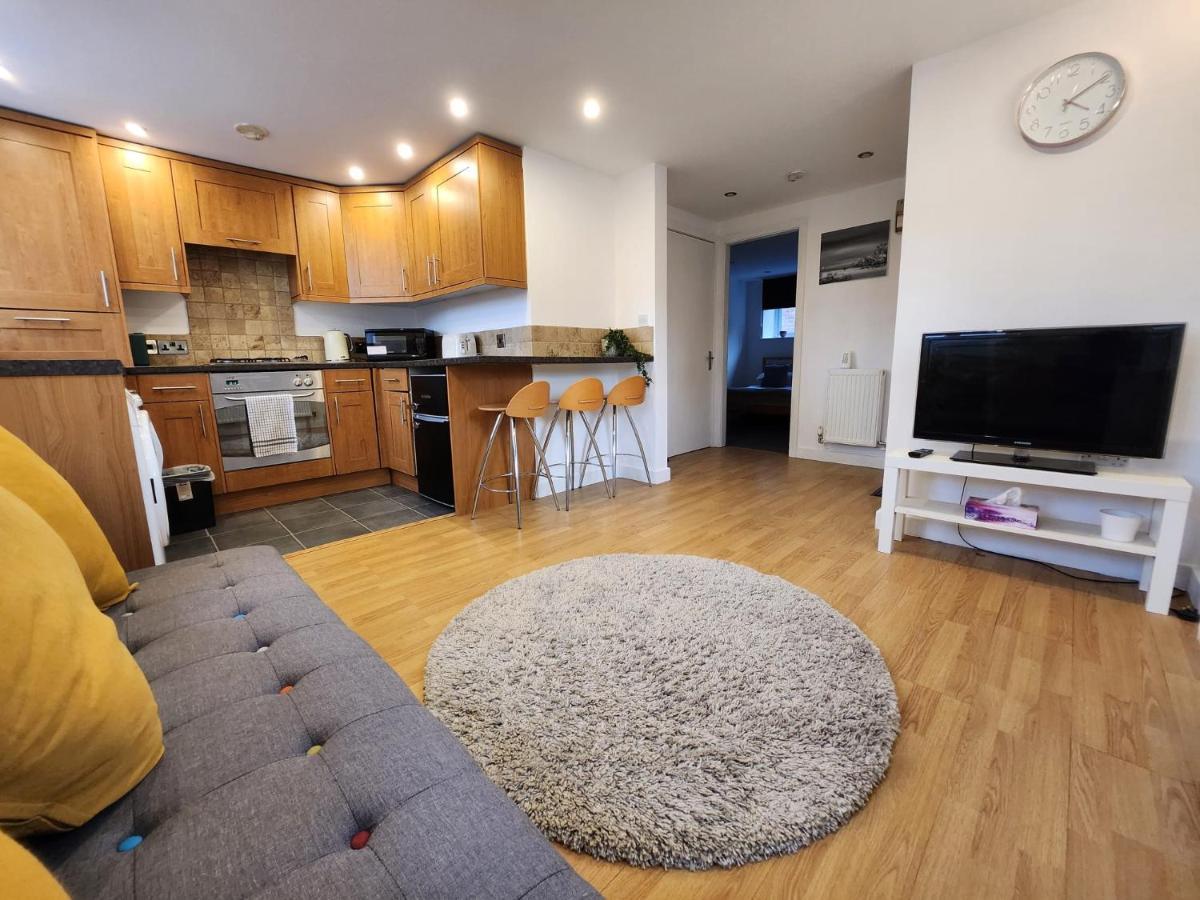 Entire Flat, Bright & Open With Own Entrance Apartamento Leeds  Exterior foto