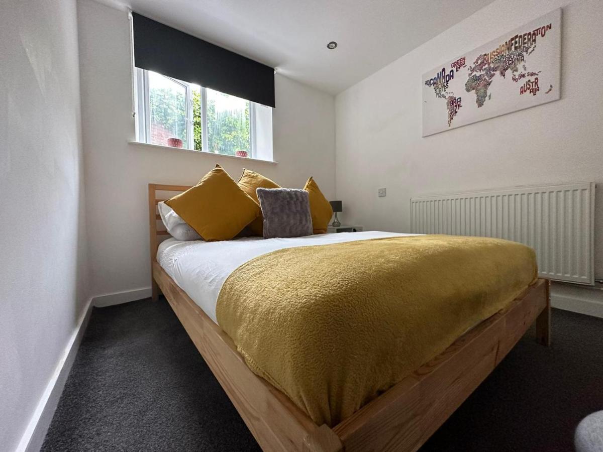 Entire Flat, Bright & Open With Own Entrance Apartamento Leeds  Exterior foto